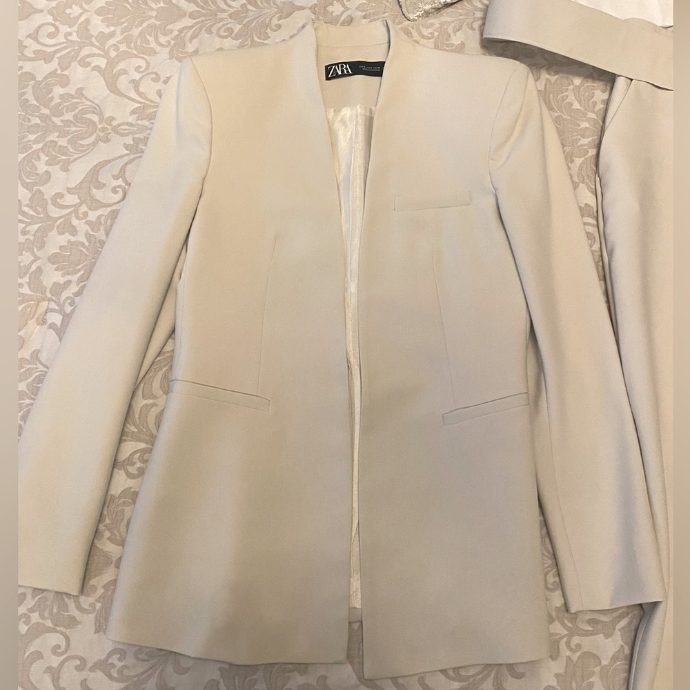 Zara 3 piece suit set